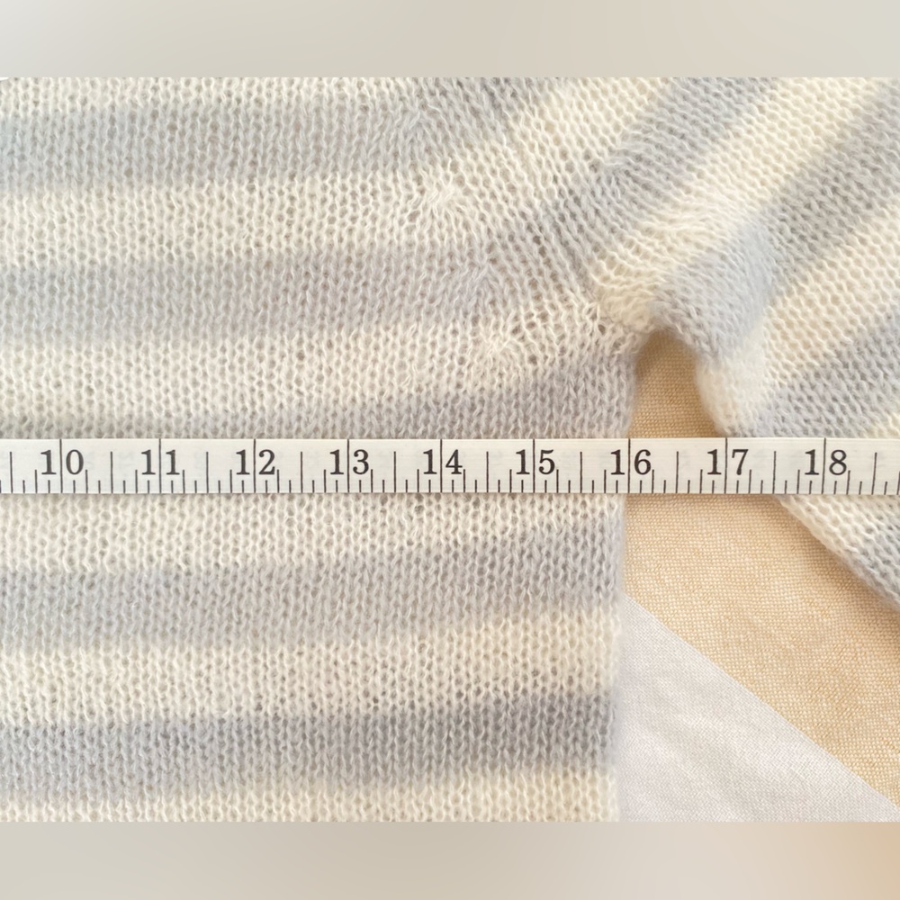 J.Crew NWT 🩶 Soft Cozy Mohair-Blend Loose-knit Sweater Grey/White Stripe SZ XS - Picture 8 of 16